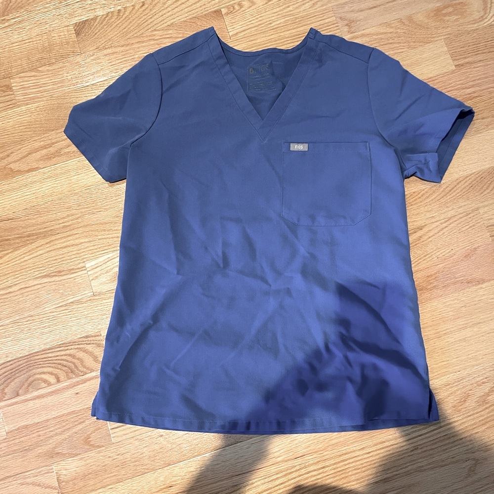 Figs caterina blue scrub top women size small **worn once**